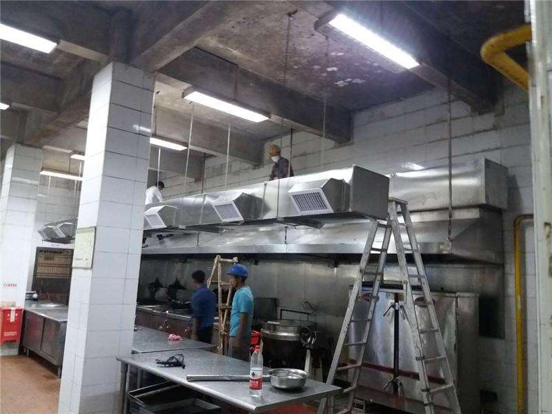 餐飲廚房設計標準及注意事項_排煙系統(tǒng)